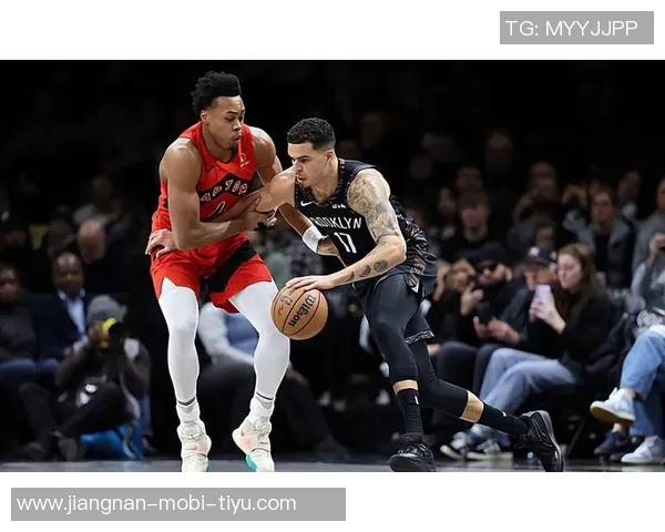 小迈克尔波特半场狂砍25分三分球命中率高达55引发关注 小迈克尔波特半场狂砍25分三分球命中率高达55引发关注