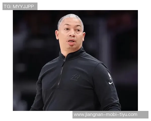 泰伦卢谈球队缺少比尔的重要性组织能力与投篮能力不可或缺 泰伦卢谈球队缺少比尔的重要性组织能力与投篮能力不可或缺